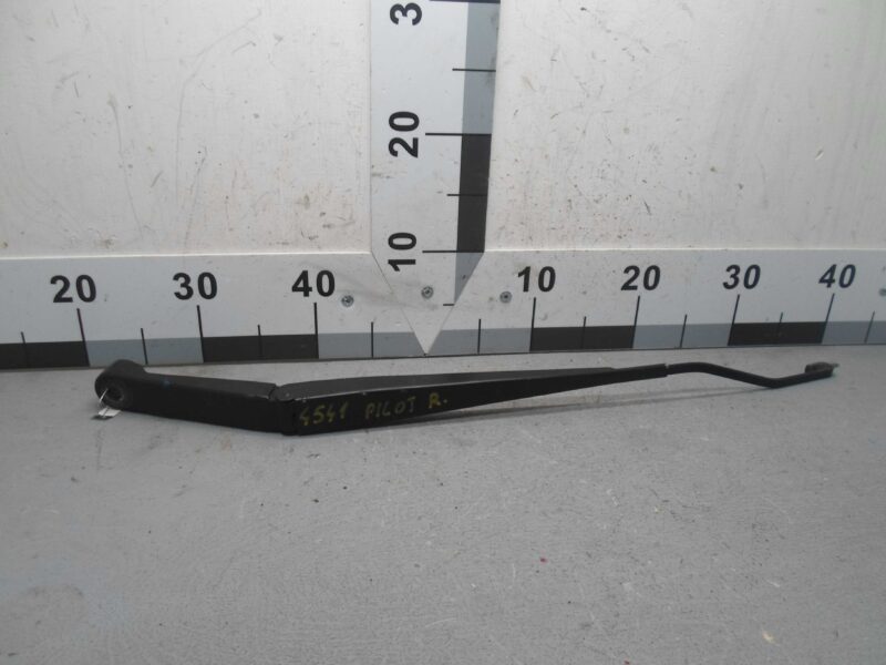 Изображение товара 91170 - 00091170 povodok stekloochistitelya Volkswagen Amarok 2