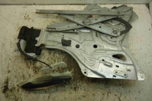 Изображение товара 91254 - 00091254 steklopodemnik perednij levyj Mercedes CLA 2