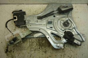 Изображение товара 91254 - 00091254 steklopodemnik perednij levyj Mercedes CLA