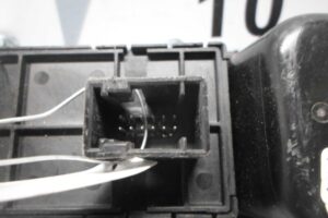 Изображение товара 91277 - 00091277 knopka steklopodemnika Bentley Continental 3