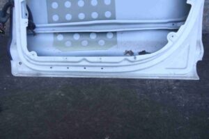 Изображение товара 91283 - 00091283 dver perednyaya pravaya Toyota Corolla Matrix 2