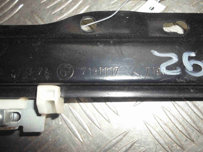 Изображение товара 91505 - 00091505 steklopodemnik perednij levyj