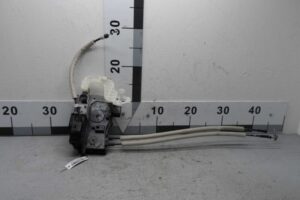 Изображение товара 91558 - 00091558 zamok dveri perednej pravoj Alfa Romeo 146