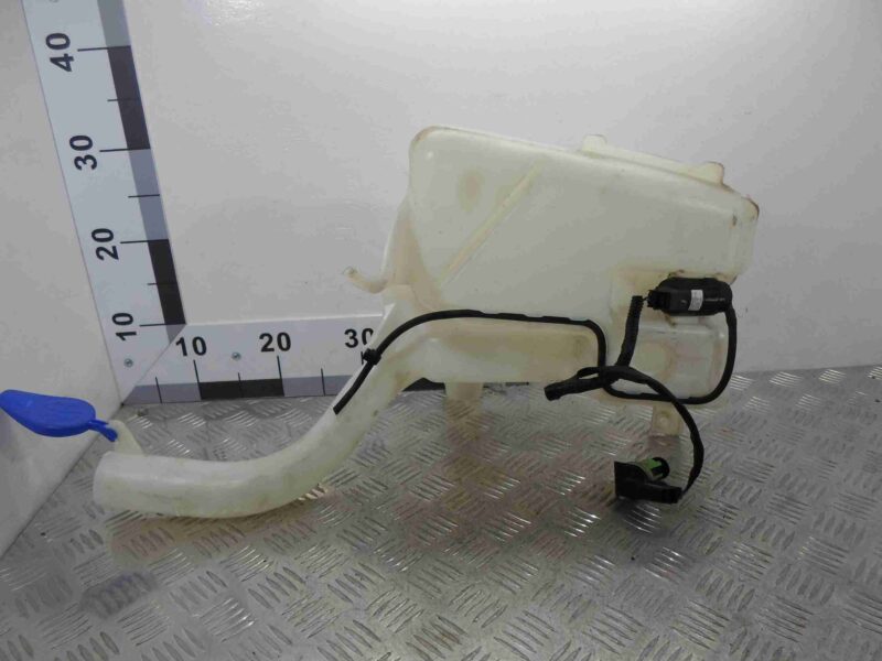 Изображение товара 91606 - 00091606 bachok omyvatelya Skoda Octavia