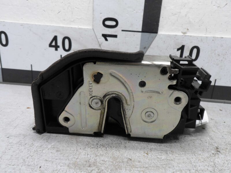 Изображение товара 91608 - 00091608 zamok dveri zadnej pravoj