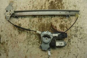 Изображение товара 91799 - 00091799 steklopodemnik perednij pravyj Lexus NX300h 2