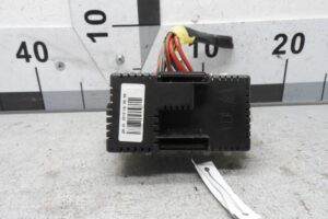 Изображение товара 92045 - 00092045 blok predokhranitelej Volkswagen Golf 2