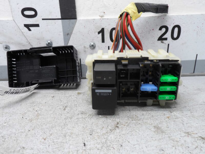 Изображение товара 92045 - 00092045 blok predokhranitelej Volkswagen Golf