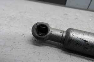 Изображение товара 92328 - 00092328 amortizator kapota Land Rover Range Rover Sport 1