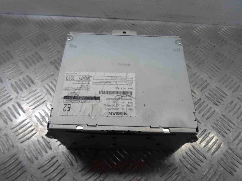 Изображение товара 92435 - 00092435 magnitola Toyota Hiace