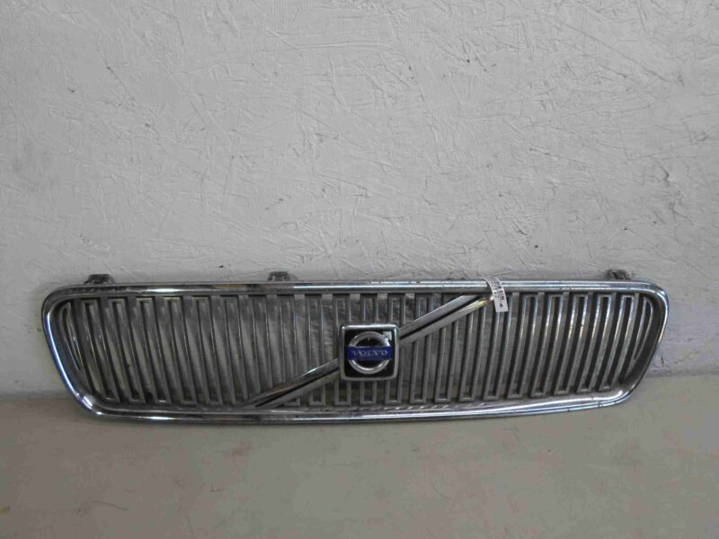 Изображение товара 92542 - 00092542 reshetka radiatora Volvo 850