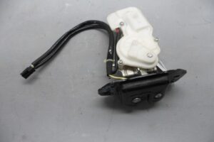 Изображение товара 92569 - 00092569 zamok bagazhnika Skoda Yeti 3