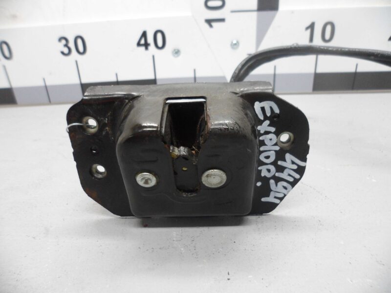 Изображение товара 92569 - 00092569 zamok bagazhnika Skoda Yeti