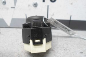 Изображение товара 92600 - 00092600 dzhojstik regulirovki zerkal Alfa Romeo 146 2