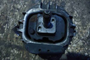 Изображение товара 92997 - 00092997 podushka krepleniya dvigatelya 2