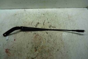 Изображение товара 93015 - 00093015 povodok stekloochistitelya Fiat Brava 3