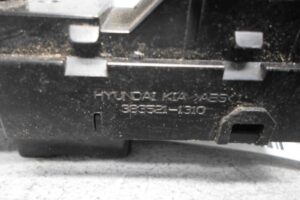 Изображение товара 93071 - 00093071 knopka steklopodemnika Mercedes CLA 2