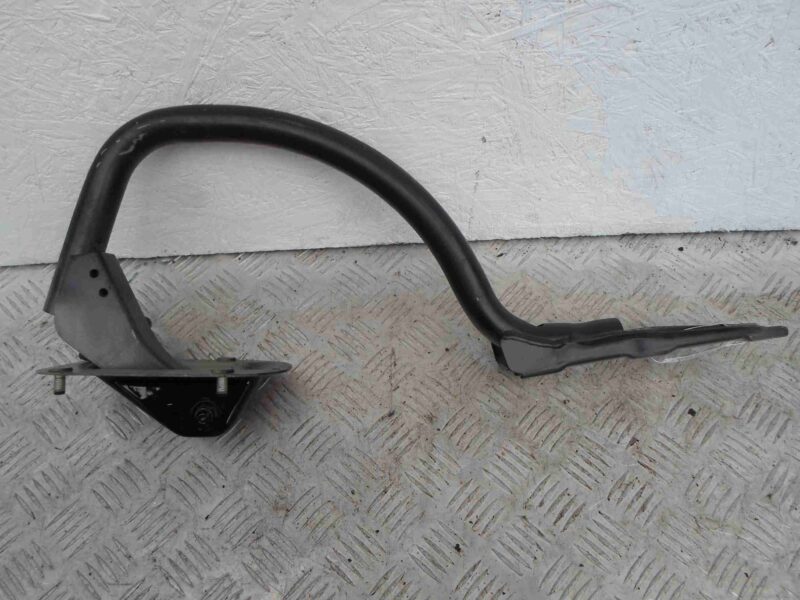 Изображение товара 93105 - 00093105 petlya kryshki bagazhnika