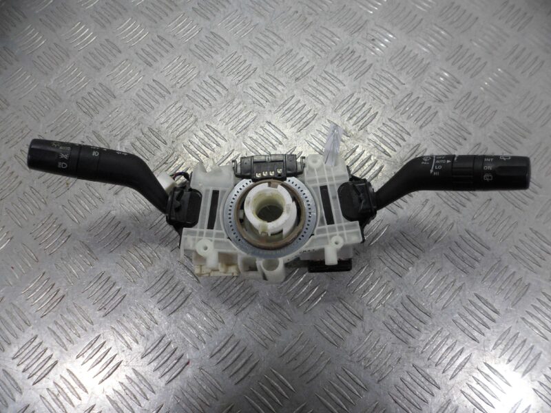 Изображение товара 93270 - 00093270 pereklyuchatel podrulevoj (strekoza) Citroen Berlingo