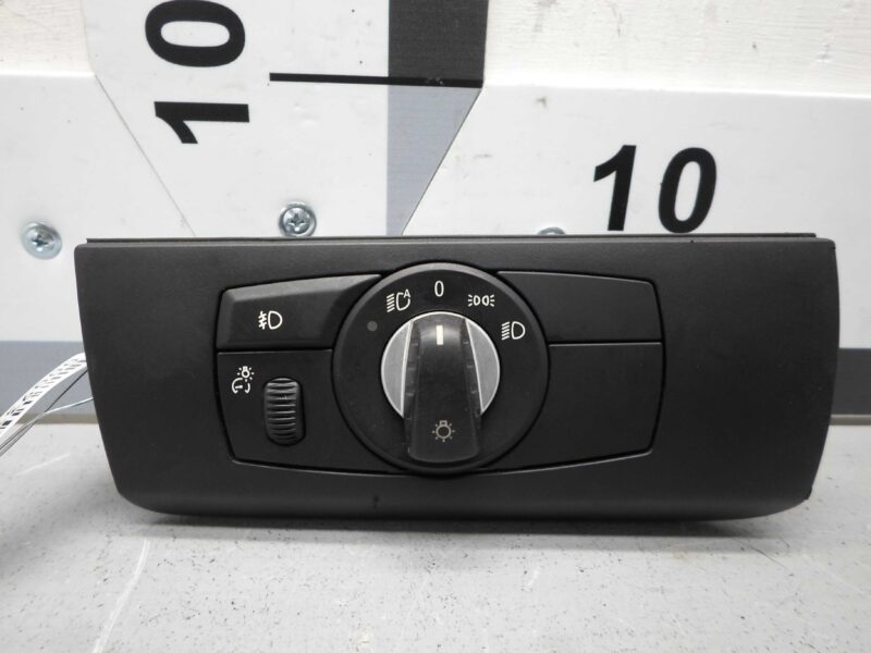 Изображение товара 93343 - 00093343 pereklyuchatel sveta