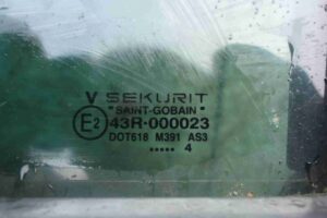 Изображение товара 93422 - 00093422 dver zadnyaya levaya Toyota Corolla Matrix 1