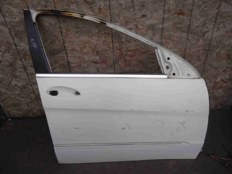 Изображение товара 93661 - 00093661 dver perednyaya pravaya Ford Transit Connect