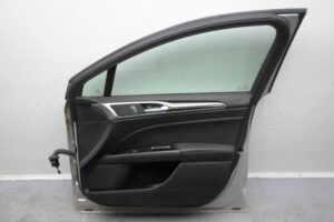 Изображение товара 93709 - 00093709 dver perednyaya pravaya Chevrolet Aveo 5