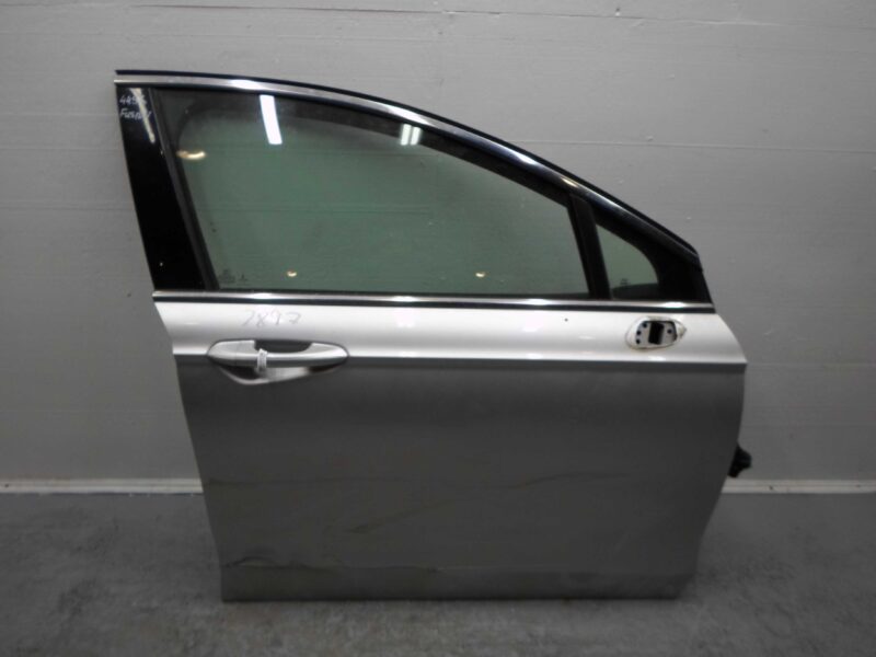 Изображение товара 93709 - 00093709 dver perednyaya pravaya Chevrolet Aveo