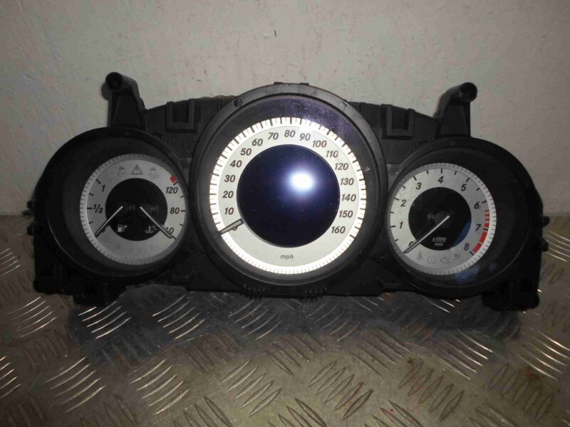 Изображение товара 93779 - 00093779 schitok priborov Honda Ridgeline 8