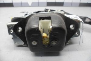 Изображение товара 93827 - 00093827 zamok bagazhnika 2