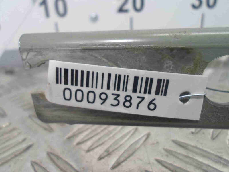 Изображение товара 93876 - 00093876 petlya kryshki bagazhnika