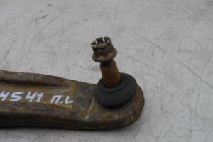 Изображение товара 93889 - 00093889 rychag perednij levyj nizhnij Volkswagen Amarok 2