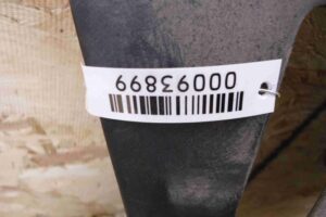 Изображение товара 93899 - 00093899 kryshka dvigatelya dekorativnaya 1