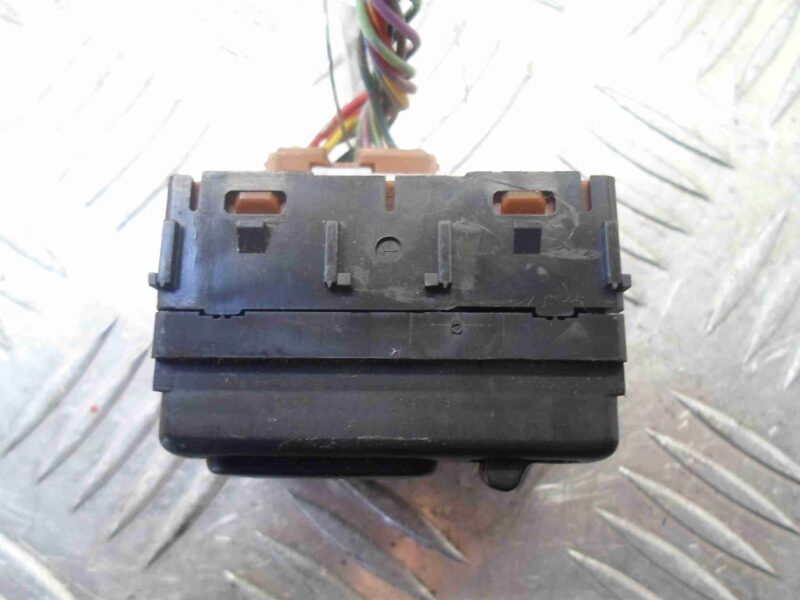 Изображение товара 94290 - 00094290 dzhojstik regulirovki zerkal