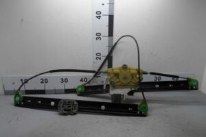 Изображение товара 94345 - 00094345 steklopodemnik perednij pravyj 3