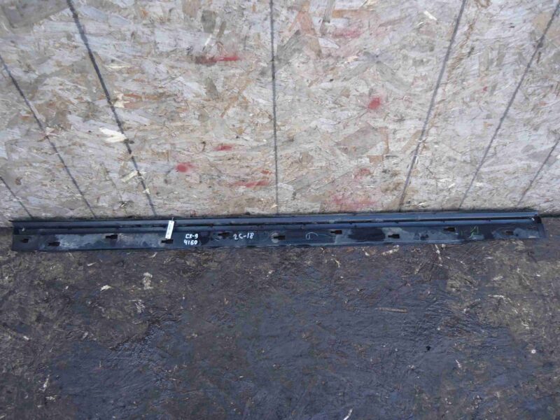 Изображение товара 94377 - 00094377 porog plastikovyj pravyj Citroen C5