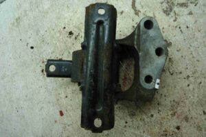 Изображение товара 94412 - 00094412 podushka krepleniya dvigatelya 