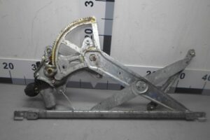 Изображение товара 94431 - 00094431 steklopodemnik perednij pravyj Renault Laguna 3