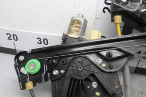 Изображение товара 94488 - 00094488 steklopodemnik perednij pravyj Chevrolet Aveo 2