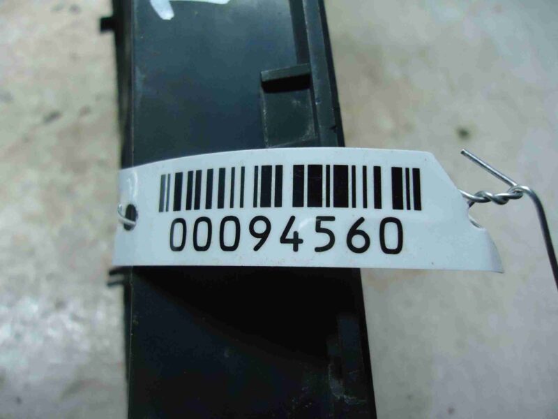 Изображение товара 94560 - 00094560 zaglushka (reshetka) v bamper