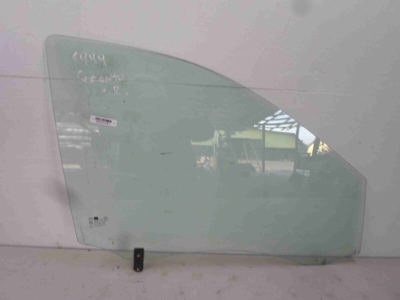 Изображение товара 94587 - 00094587 steklo dveri perednej pravoj Audi 80