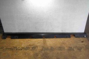 Изображение товара 94606 - 00094606 porog plastikovyj pravyj Ford Scorpio 1