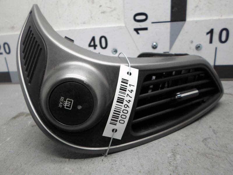 Изображение товара 94741 - 00094741 deflektor obduva salona Mercedes CLA