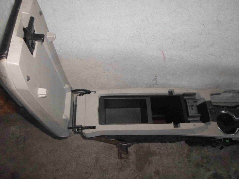 Изображение товара 94900 - 00094900 podlokotnik