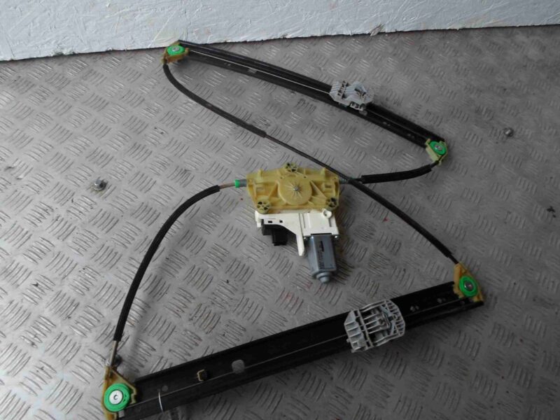 Изображение товара 95109 - 00095109 steklopodemnik zadnij levyj 2