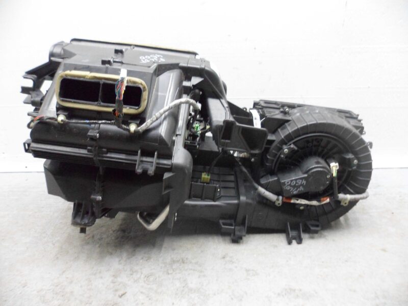 Изображение товара 95301 - 00095301 korpus otopitelya (pechki)