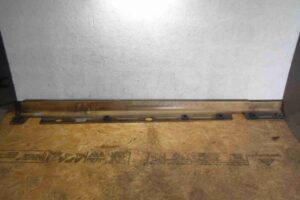 Изображение товара 95605 - 00095605 porog plastikovyj levyj Ford Scorpio 1