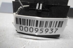 Изображение товара 95937 - 00095937 blok upravleniya steklopodemnikami 3