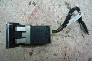 Изображение товара 96017 - 00096017 knopka salona Ford Scorpio 2