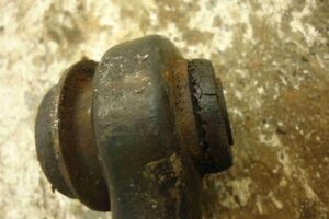 Изображение товара 96020 - 00096020 rychag perednij levyj verkhnij Peugeot 207 1